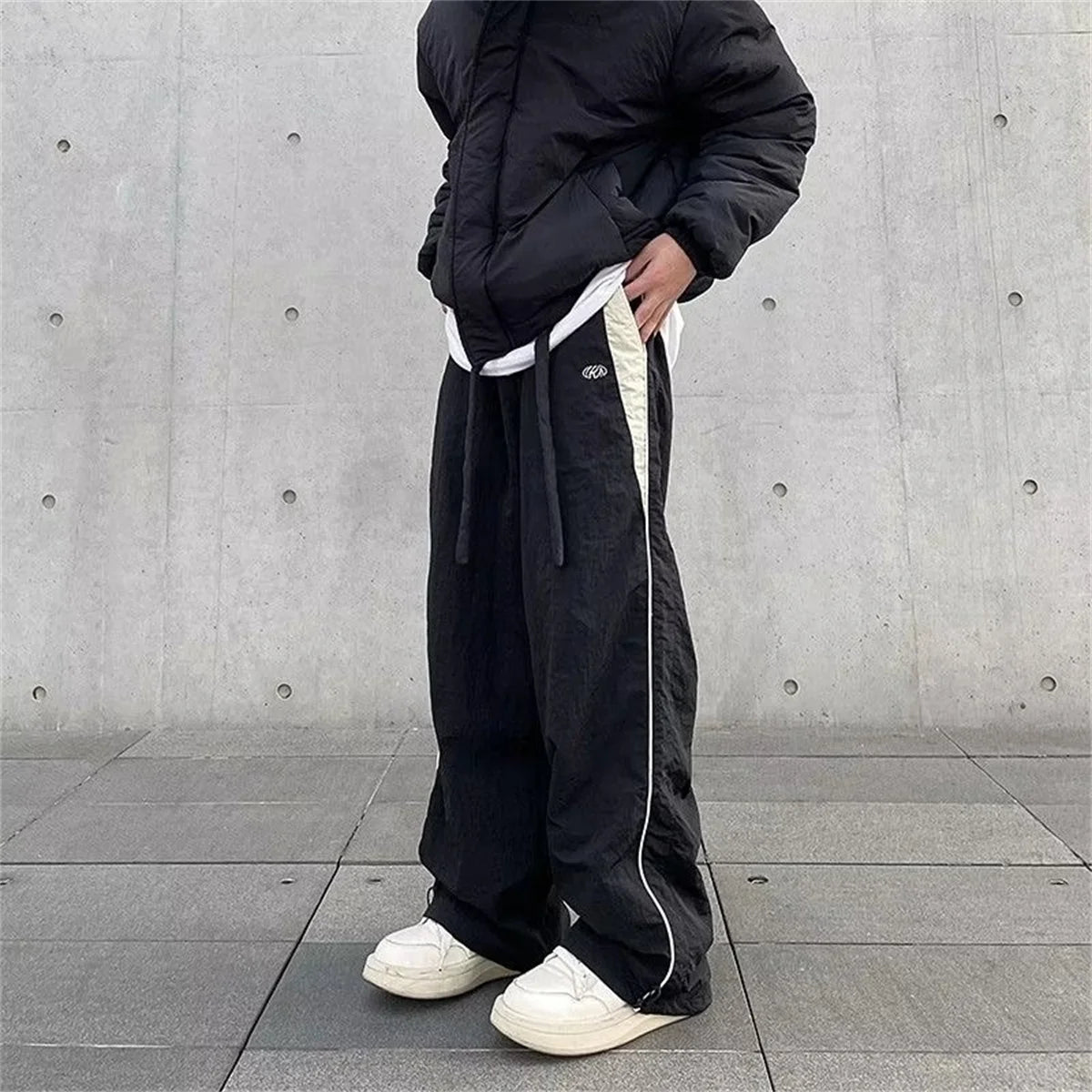Women's Baggy Cargo Pants - Wide Leg Streetwear Joggers
