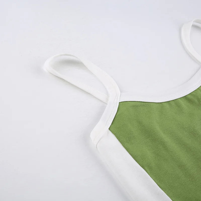 Backless Knit Crop Top – Stretch Cami Style for Summer Outfits