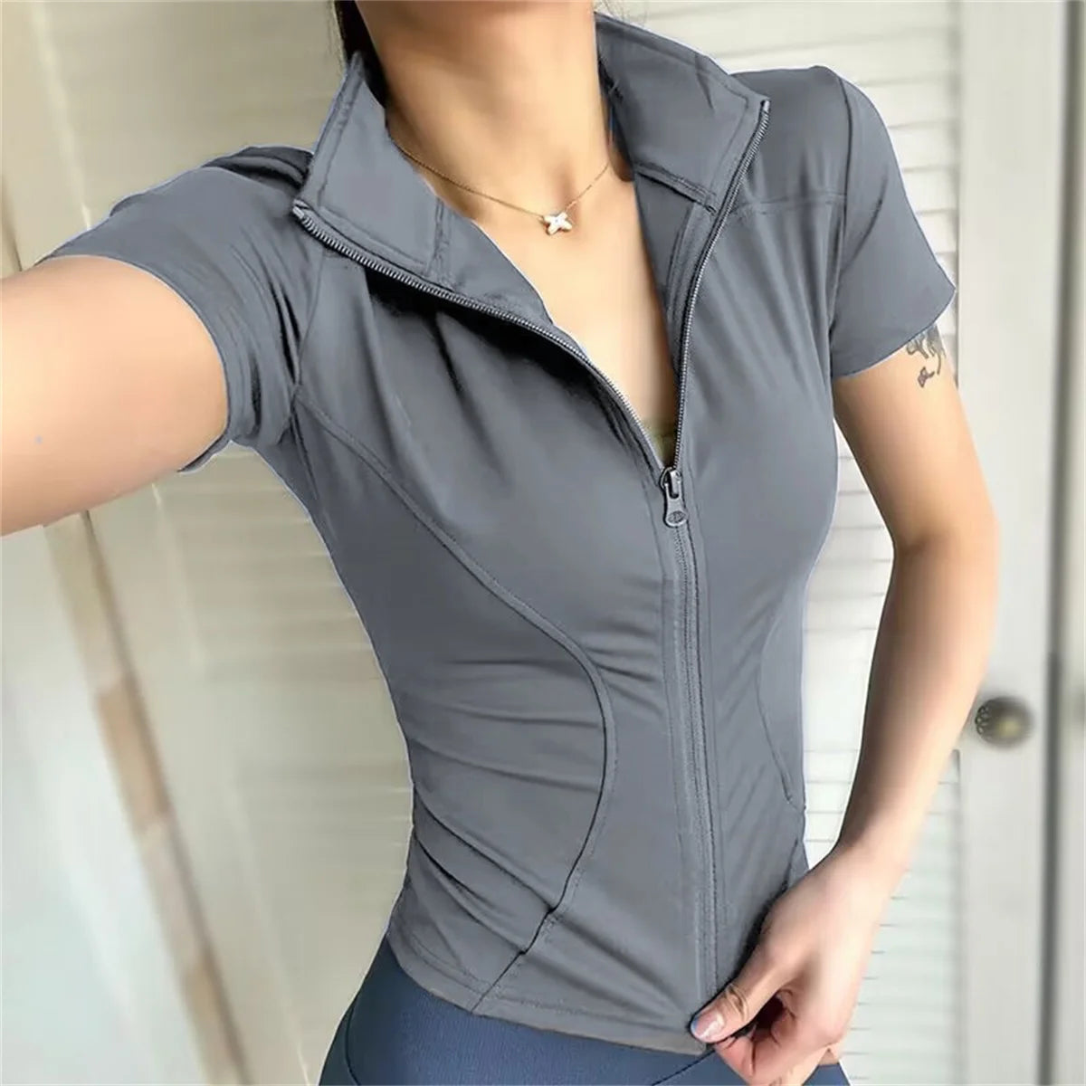 Women's Zip Crop Jacket – Slim Short Sleeve Layer for Active Days