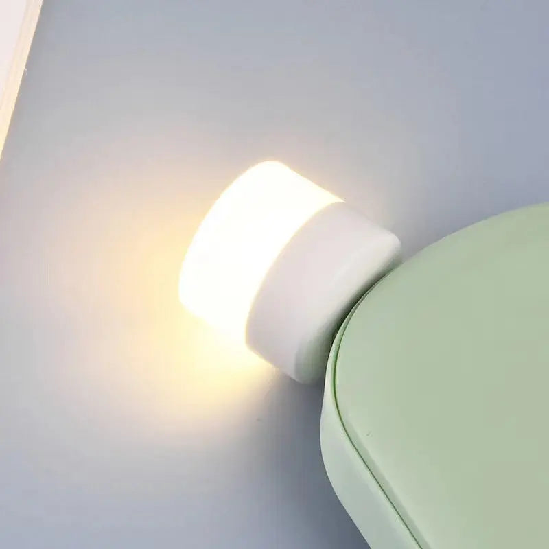 USB Mini Night Light - Plug-In LED Reading Lamp - Yellow Light