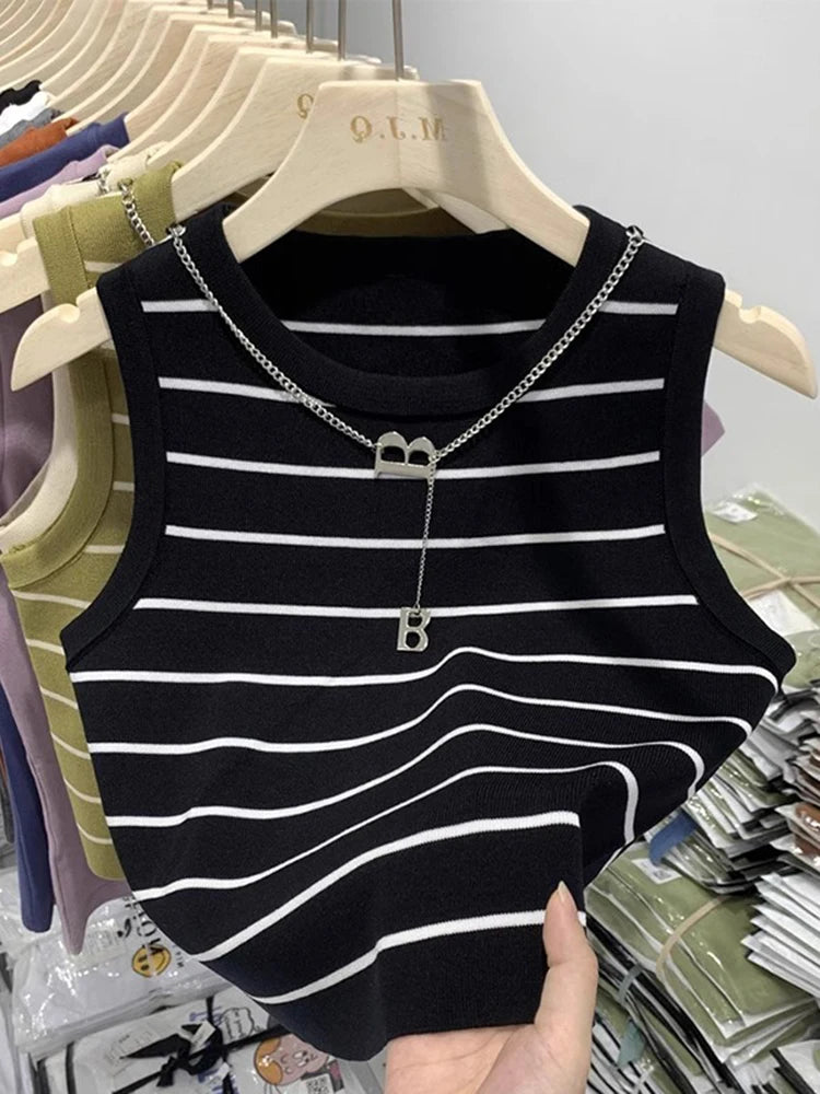 Women's Knit Sweater Vest - Sleeveless Striped Summer Top