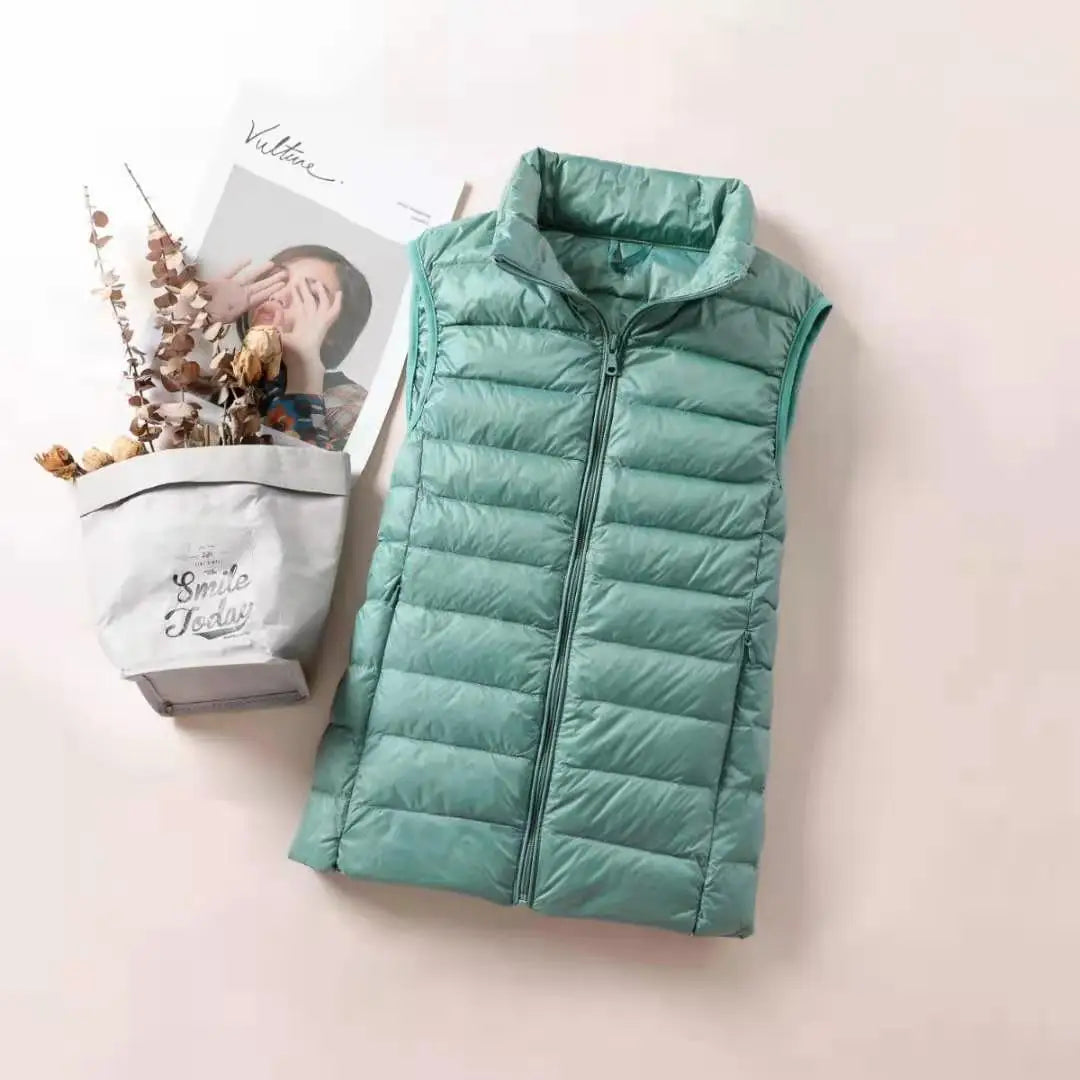 Women's Lightweight Sleeveless Vest - Zip Front Layering Jacket - Pea Green