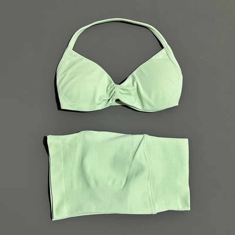 Women's Two-Piece Workout Set - Sports Bra and Shorts - Palm Green