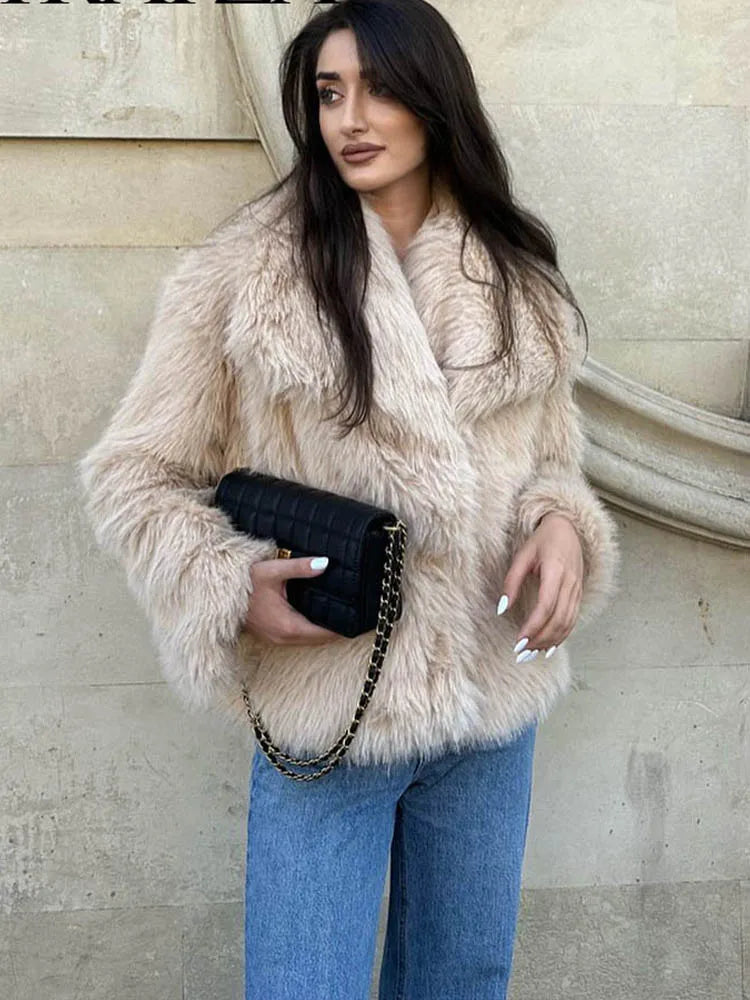 Women's Faux Fur Jacket - Cropped Snap-Front Coat