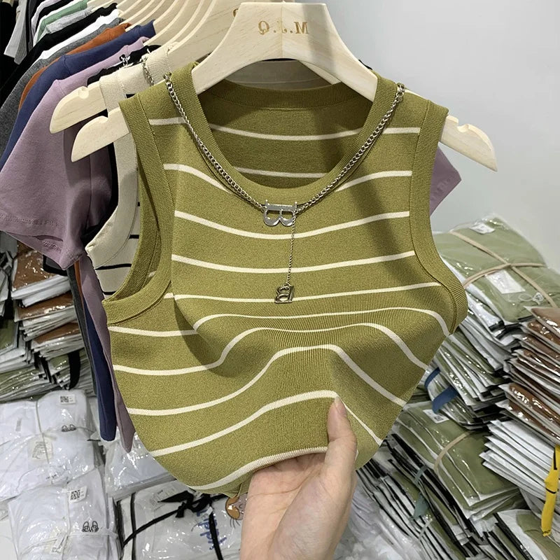 Women's Knit Sweater Vest - Sleeveless Striped Summer Top
