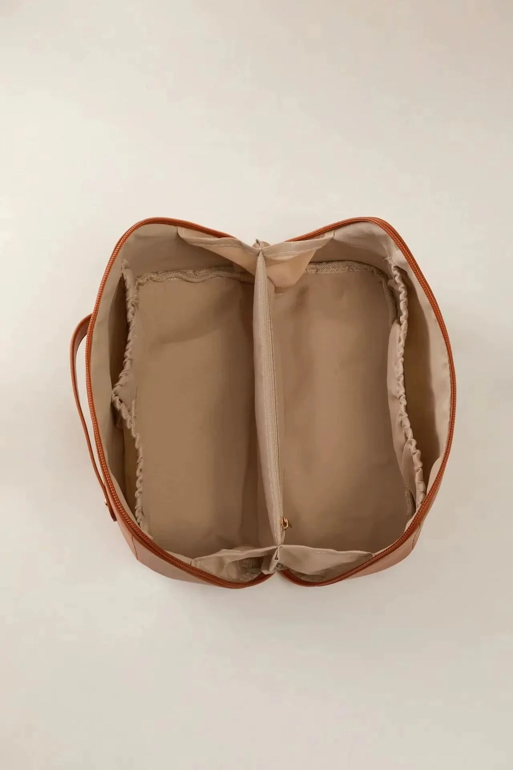 Pillow Travel Makeup Bag – Soft Cosmetic Storage for Luggage