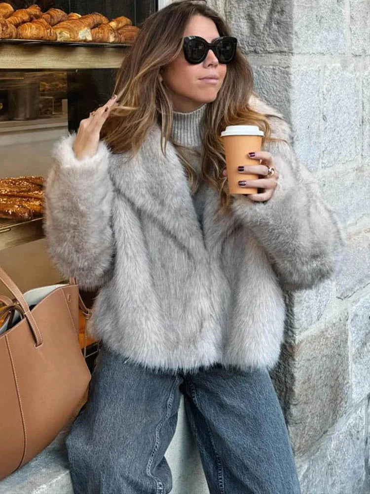 Women's Faux Fur Jacket - Cropped Snap-Front Coat