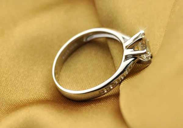Prong Setting Ring - Geometric Zircon Accent Jewelry