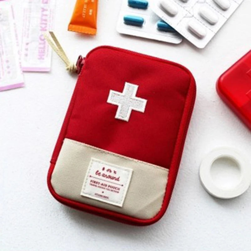 Travel First Aid Kit Bag – Compact Emergency Storage for Trips