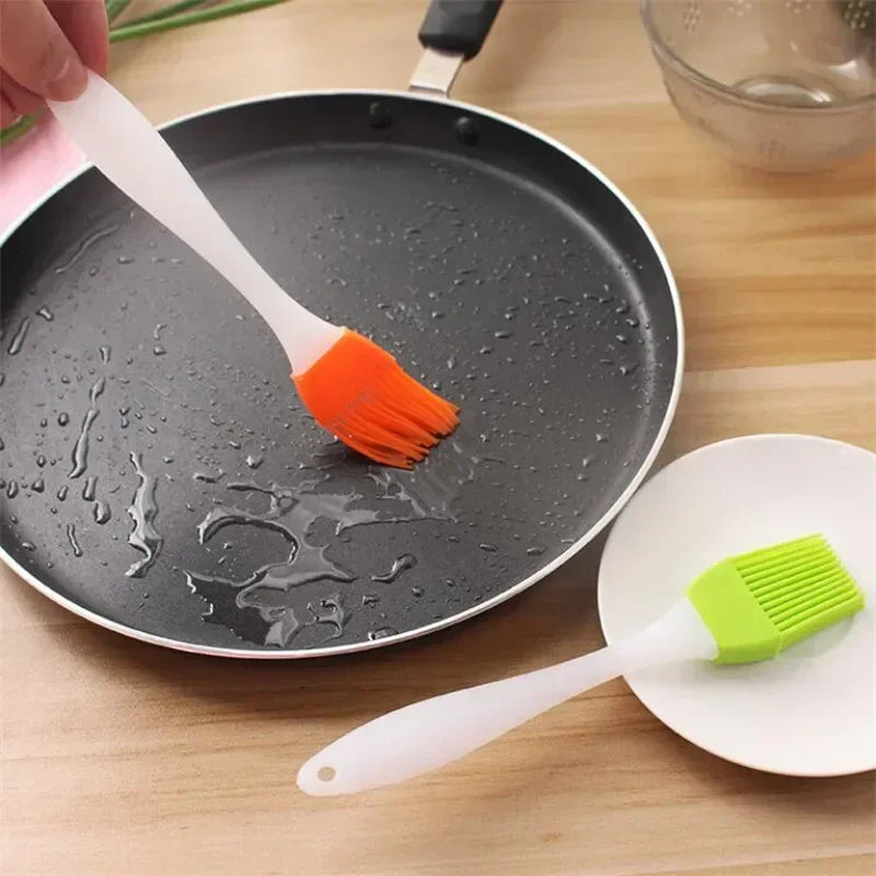 Silicone Pastry Brush - Detachable Kitchen Brush for Baking